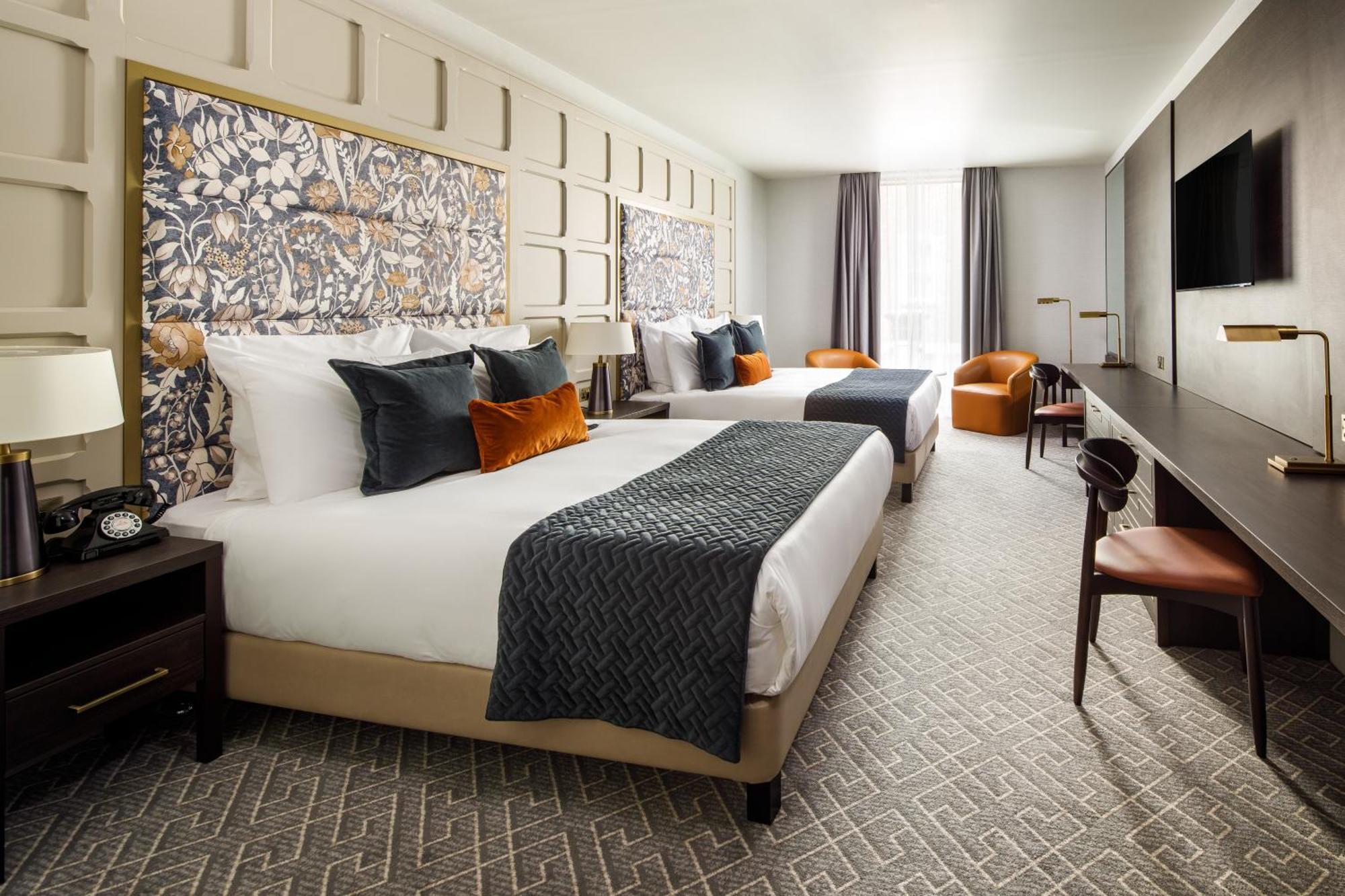 The Municipal Hotel Liverpool - Mgallery Exteriér fotografie A guest room at the Wynn Las Vegas
